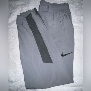 NIKE PANTS MEN GRAY SIZE L